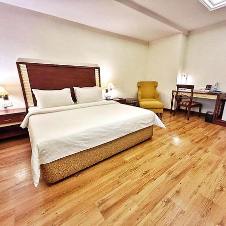 מלון The Residency Karur מראה חיצוני תמונה