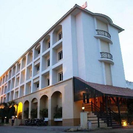 מלון The Residency Karur מראה חיצוני תמונה
