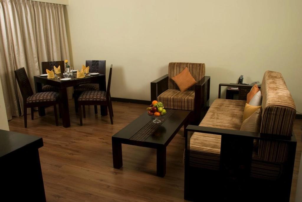 מלון The Residency Karur מראה חיצוני תמונה