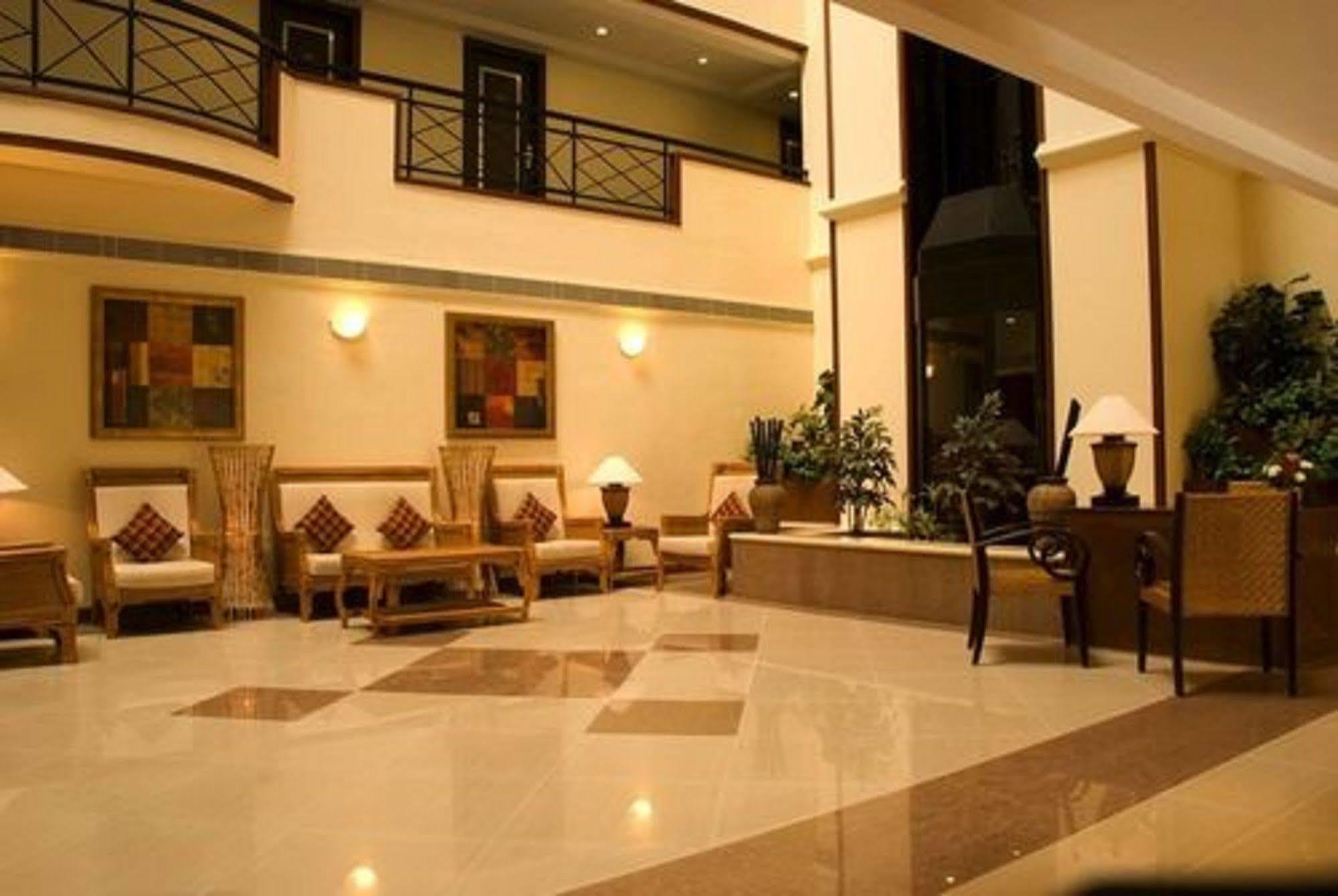 מלון The Residency Karur מראה חיצוני תמונה