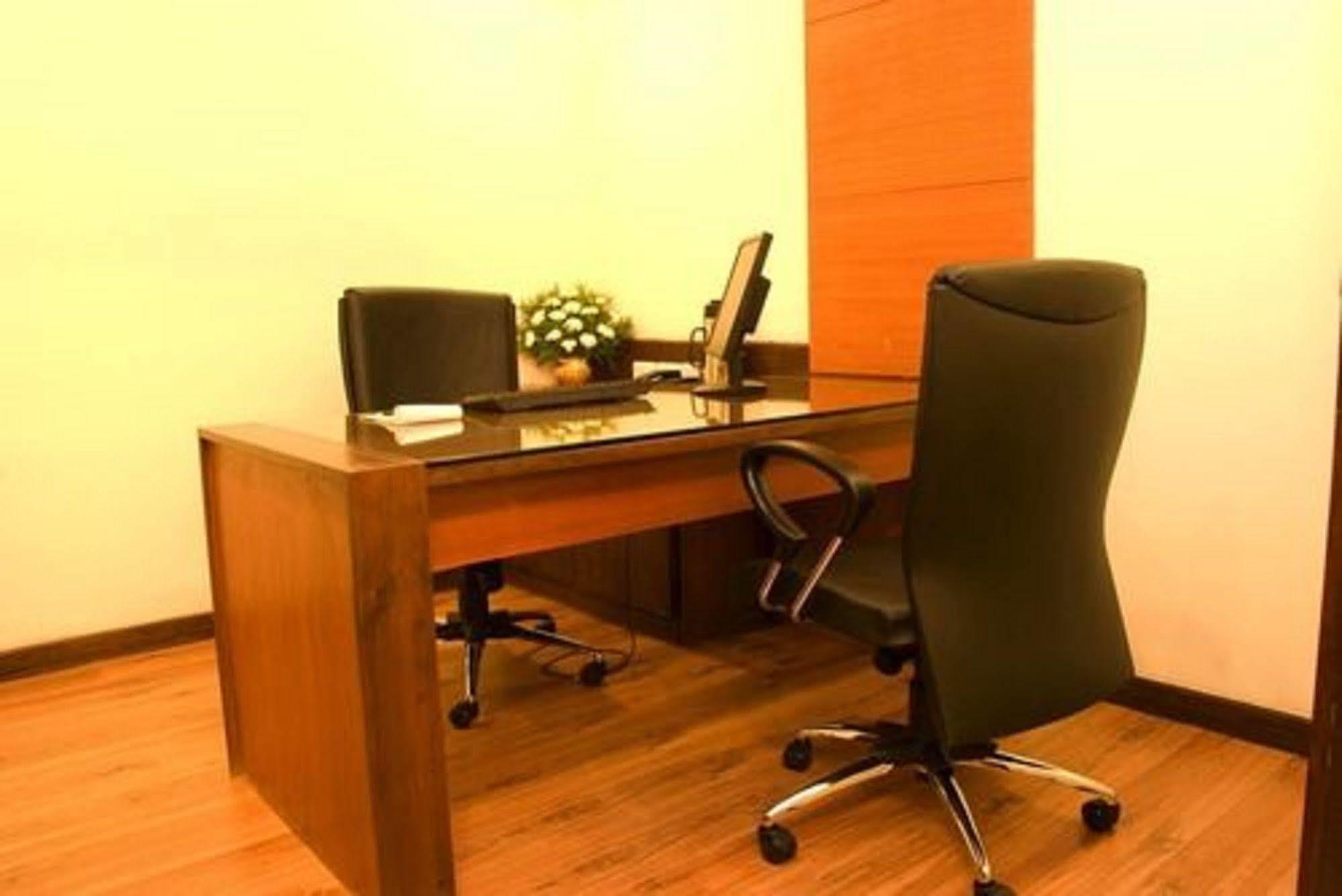 מלון The Residency Karur מראה חיצוני תמונה